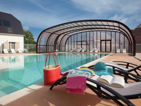 Holiday Home Swimming Pool