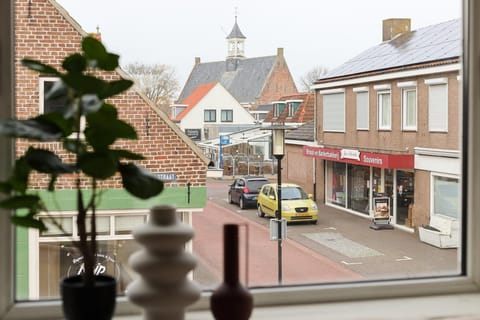 Immediate Surroundings [summer] (<1 km)