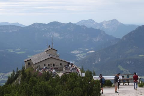 Region [summer] (&gt;5 km)