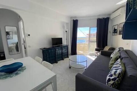 55b6de82 ccbd 4560 873b 5f26d1369db8