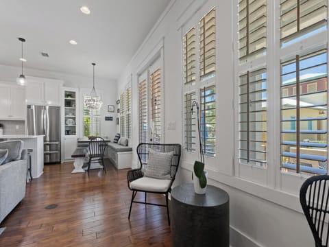 Living Area, First Floor