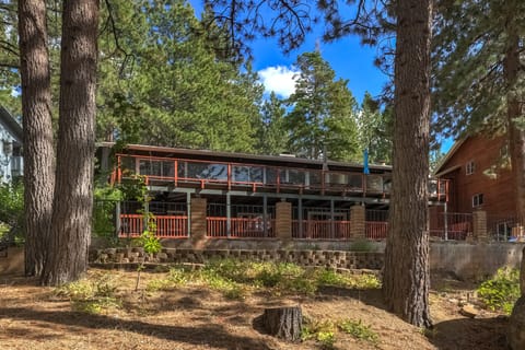 Epic 2 story house in Zephyr Cove!