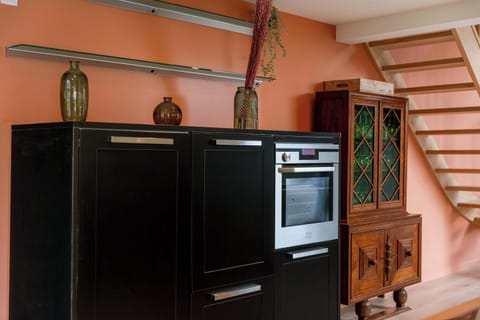 Well equipped modern kitchen