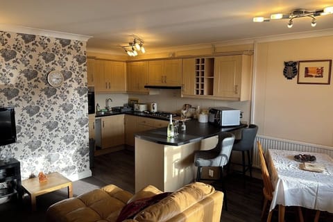 Open plan lounge, kitchen and diner