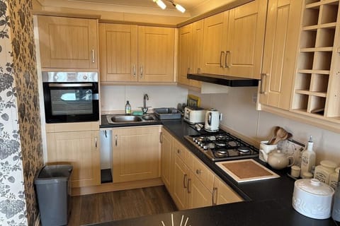 Open plan lounge, kitchen and diner