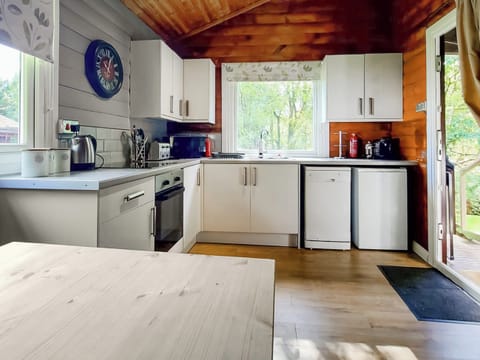 Kitchen area | Grouse Lodge, Dunoon