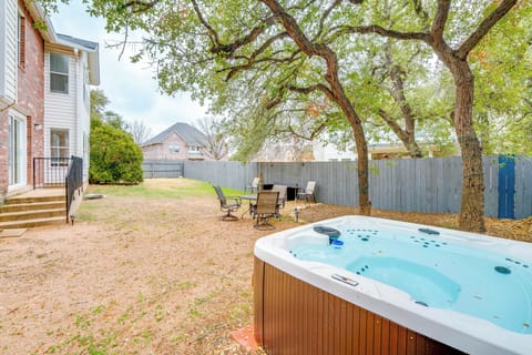 Cedar Park Vacation Rental | 5BR | 2.5BA | 3,800 Sq Ft | Stairs Required