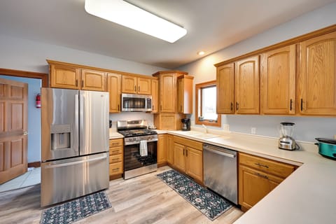 Kitchen | Cooking Basics | Coffee Maker | 1st Floor