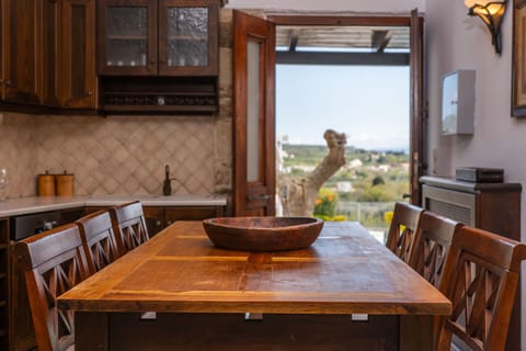 Dining Room, Kitchen