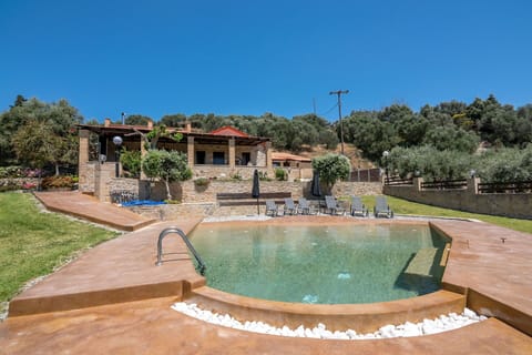 Building Exterior, Garden, Outdoor, Pool