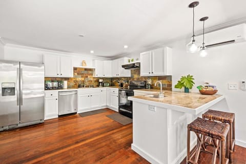 fe2319ae-4e50-4192-b393-ea6eb6b1b7b3