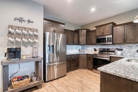 Full Kitchen with Major Appliances