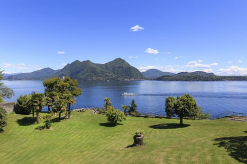 Villa Flora - Pallanza, Lake Maggiore - NORTHITALY VILLAS Vacation rentals
