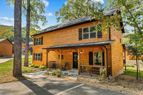 Front view- Rockside