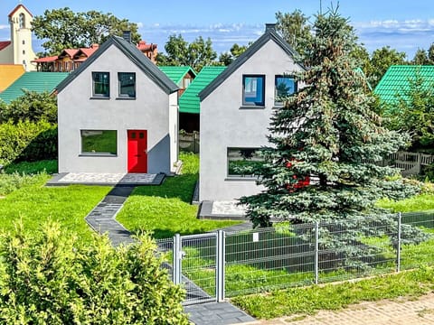 Home, Cottage, Estate, Shade, Garden, Backyard, Yard, Hacienda, Landscaping, Garden Buildings