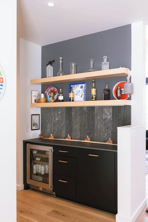 Bar area with drink fridge