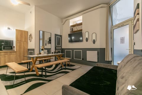 Salon avec coin repas (2)