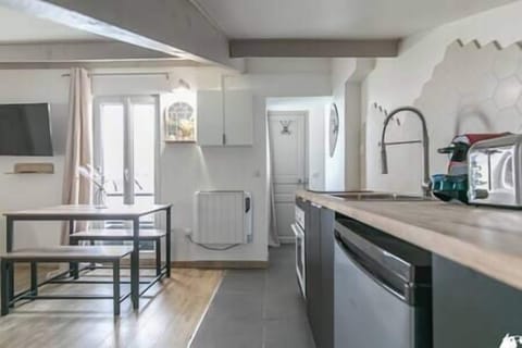 Cuisine Équipée (1)