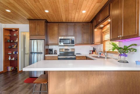 Fully equipped kitchen