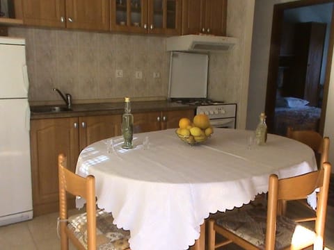 A4 living room-kitchen