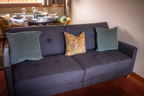 Living Room / Lounge