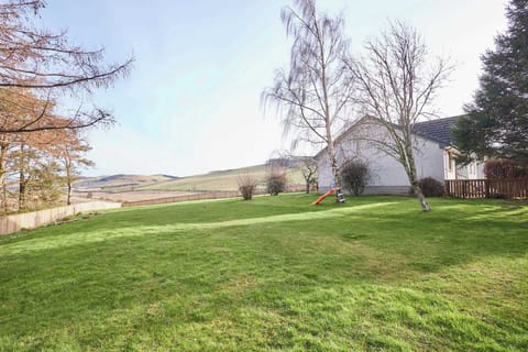 Audrey's Cottage, Kirk Yetholm - Host & Stay