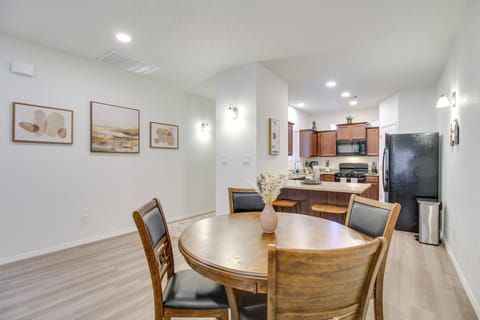 Dining Area | 1st Floor | Dishware/Flatware | Trash Bags/Paper Towels