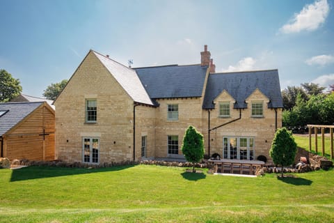 The lawn to the rear of the house