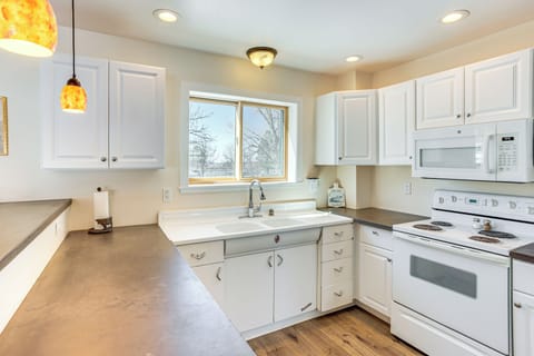 Kitchen | 1st Floor | Cooking Basics | Drip Coffee Maker