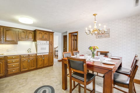 Dining Area | 1st Floor