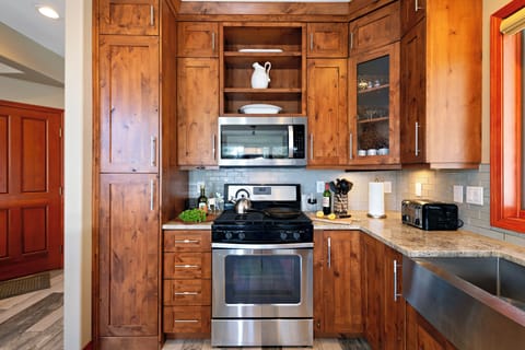 Our private chefs make meals effortless & delicious. Get a quote today!