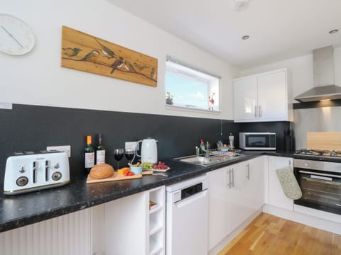 Kitchen | Lena’s Corner, Dunoon