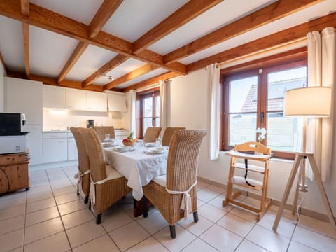 Furniture, Flooring, Floor, Interior Design, Wood, Ceiling, Table, Wood Flooring, Room, Chair