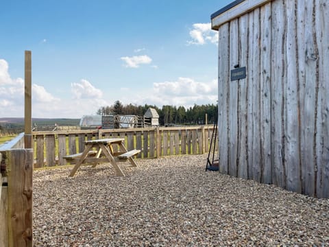 Exterior | Primrose Bale Cabin - Straw Bale Cabins, Dallas