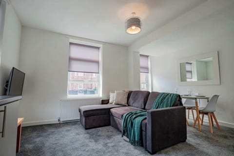 Bromyard Flat 1, Worcester - Host & Stay
