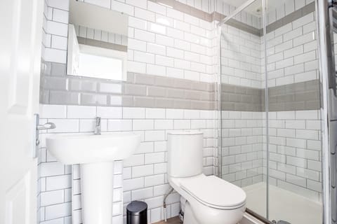 Bridge Street Penthouse Apartment, Evesham - Host & Stay