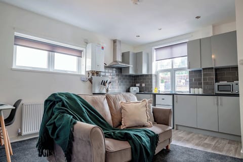 Bromyard Flat 2, Worcester - Host & Stay