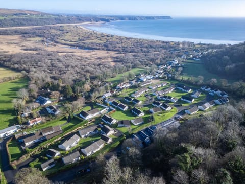 Ty Megan - 3 Bedroom Cottage - Bayview Oxwich (6337)