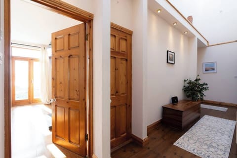 7a9a201c 801d 4b27 8f81 0a3390891494