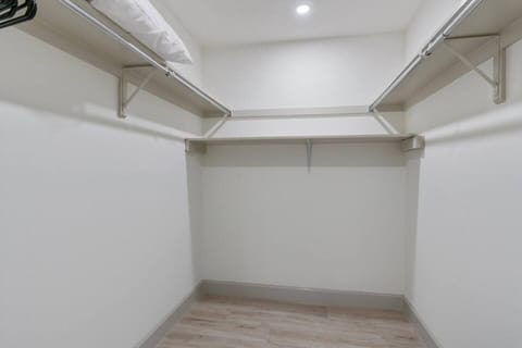 045048cd c512 4f14 a844 99034aada29a