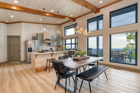 Dine in comfort and style.