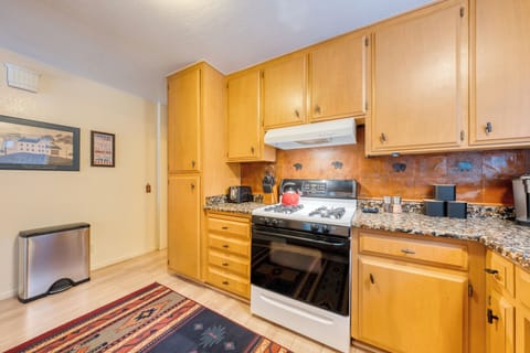 Full suite of appliances.