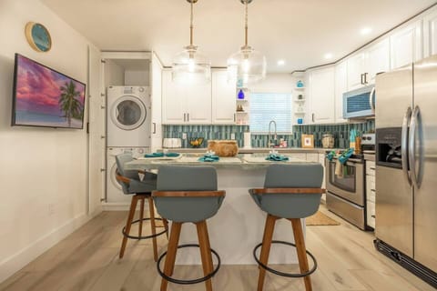 3bd9a7bd 034a 4ec1 b77e 608d203f168e