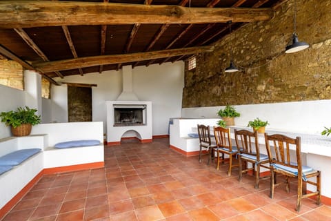 Autumn, Building Exterior, Kitchen, Spring, Summer