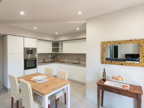 Watercraft, Boat, Apartment, Marina, Outdoor Furniture, Shade, Boats And Boating--Equipment And Supplies, Balcony, Resort, Dock