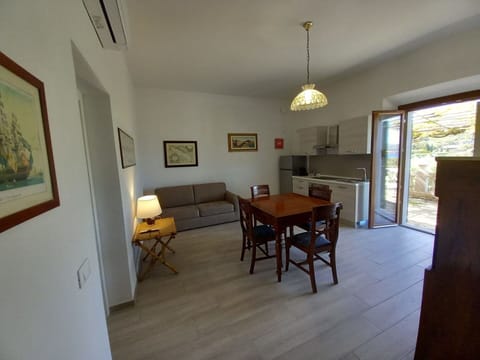 Watercraft, Boat, Apartment, Marina, Outdoor Furniture, Shade, Boats And Boating--Equipment And Supplies, Balcony, Resort, Dock