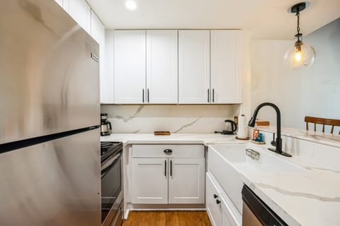 Indoors, Sink, Sink Faucet, Kitchen, Appliance