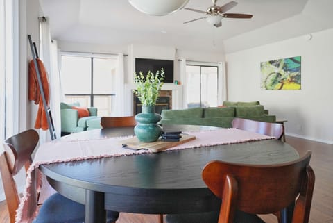 Family fun zone stocked with board games & cozy seating—rainy days are no problem.