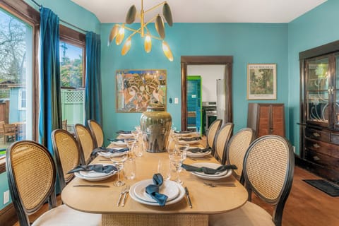 This huge dining table offers plenty of room for ten.