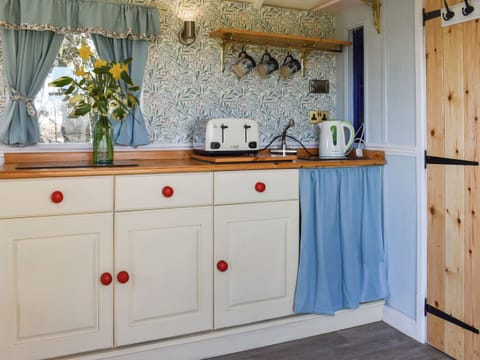 Annexe | Pickled Onion Cottage, Taunton